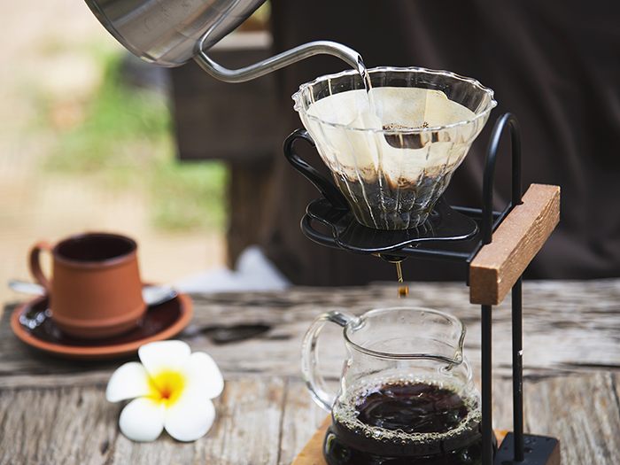 man-making-drip-fresh-coffee-vintage-coffee-shop